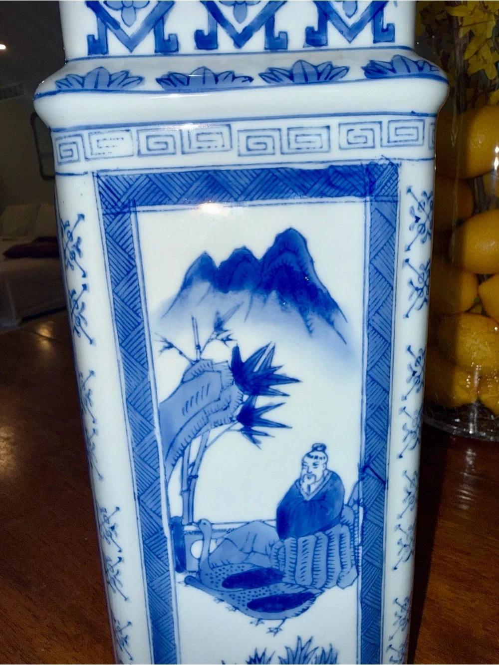 Vintage Chinoiserie Blue White Tall Vase Original Bombay Co Tag MINT Qianlong